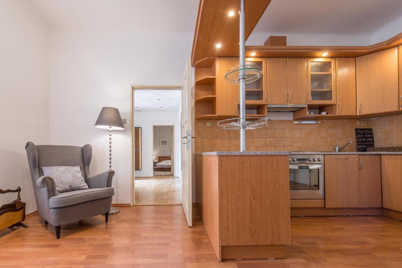 Prague Locals Monastery Apartments المظهر الخارجي الصورة