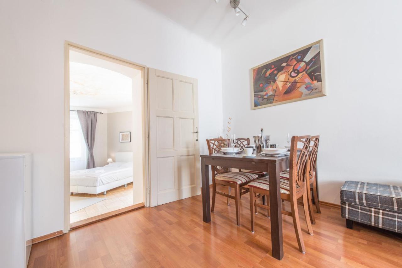 Prague Locals Monastery Apartments المظهر الخارجي الصورة