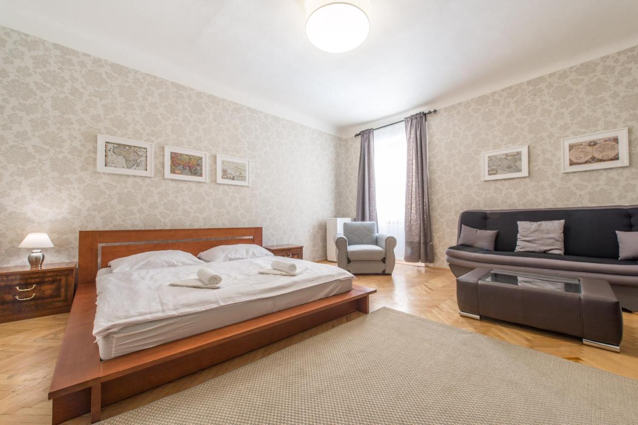 Prague Locals Monastery Apartments المظهر الخارجي الصورة