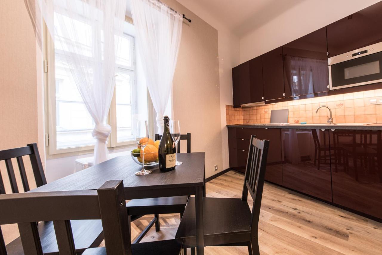 Prague Locals Monastery Apartments المظهر الخارجي الصورة