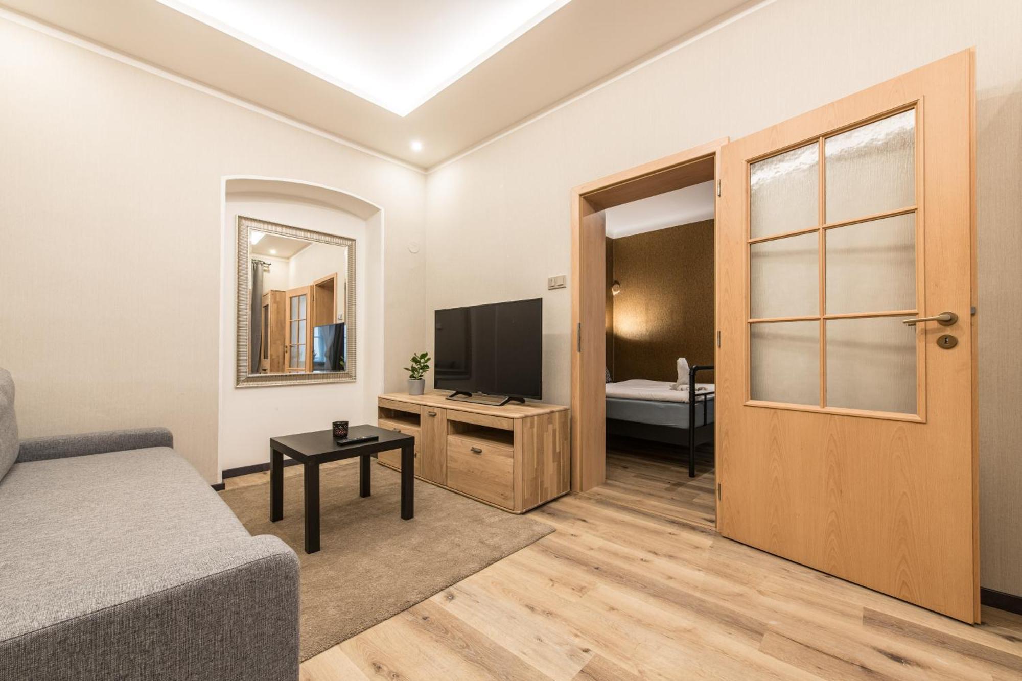 Prague Locals Monastery Apartments الغرفة الصورة